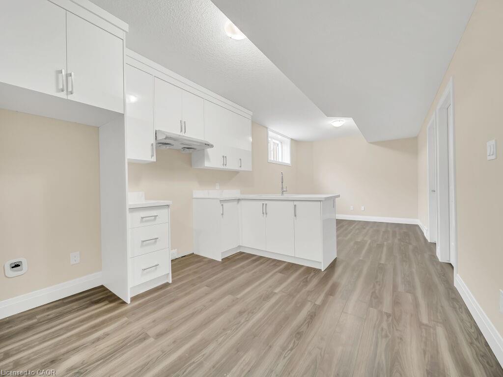 256 King Street, Ingersoll, ON - Indoor