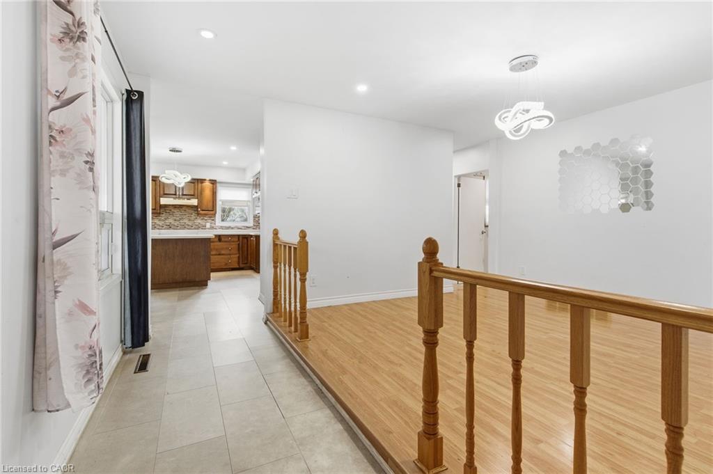 797 Highway 6, Haldimand, ON - Indoor Photo Showing Other Room