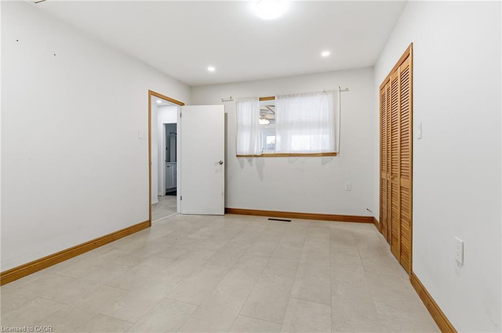 797 Highway 6, Haldimand, ON - Indoor Photo Showing Other Room