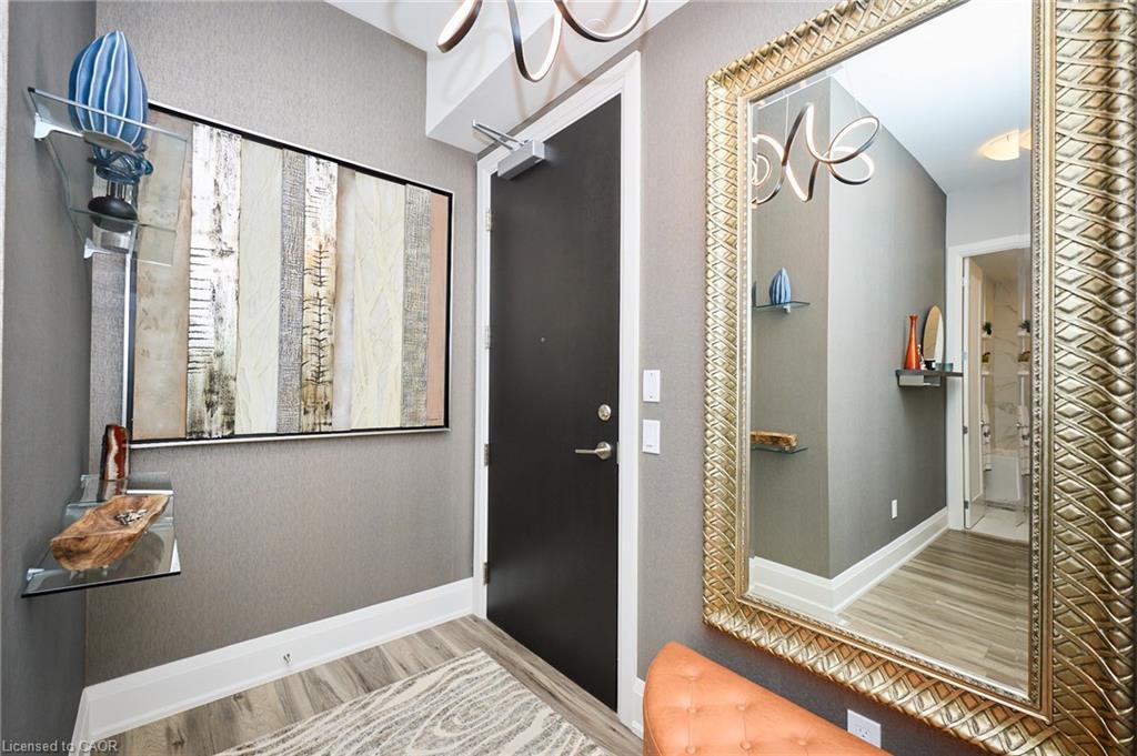 1807-385 Winston Road, Grimsby, ON - Indoor Photo Showing Other Room