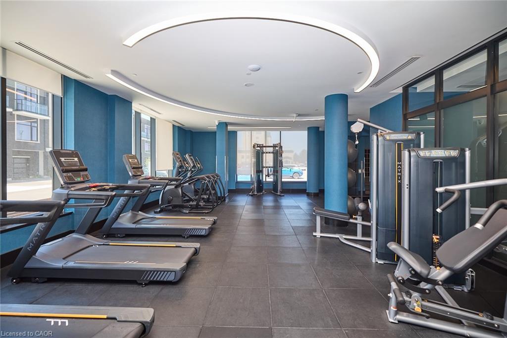 1807-385 Winston Road, Grimsby, ON - Indoor Photo Showing Gym Room