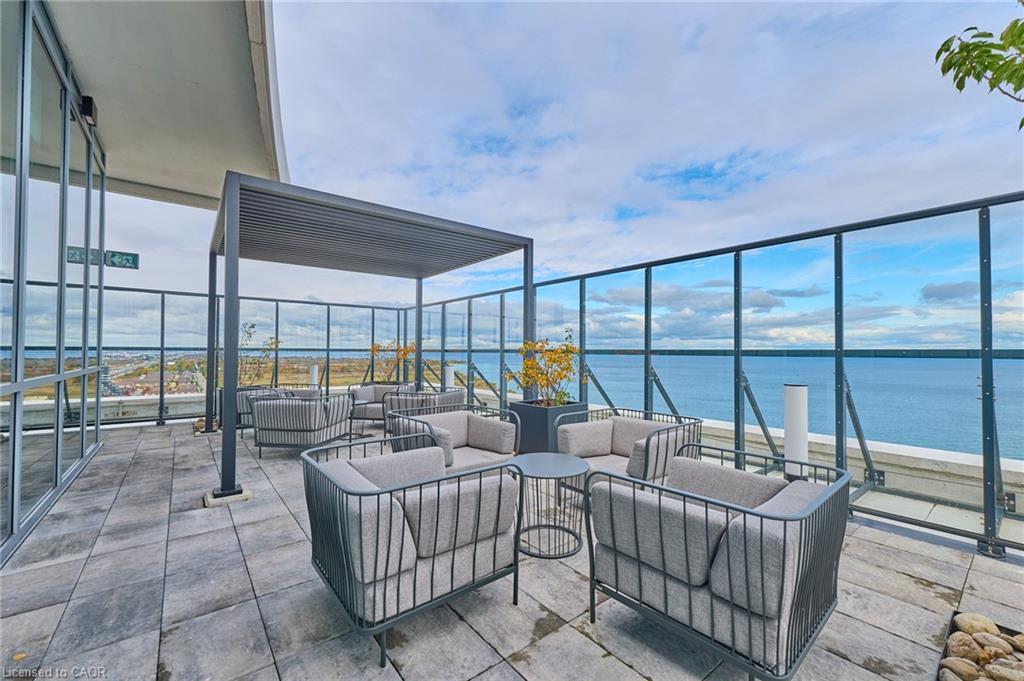 1807-385 Winston Road, Grimsby, ON - Outdoor With Body Of Water