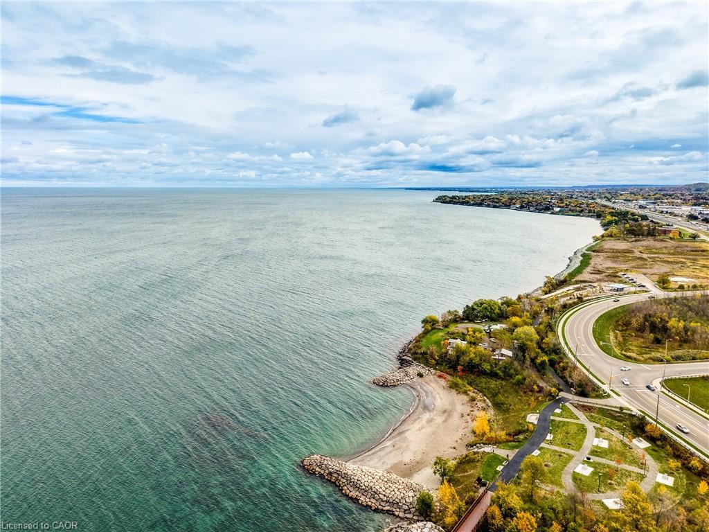 1807-385 Winston Road, Grimsby, ON - Outdoor With Body Of Water With View