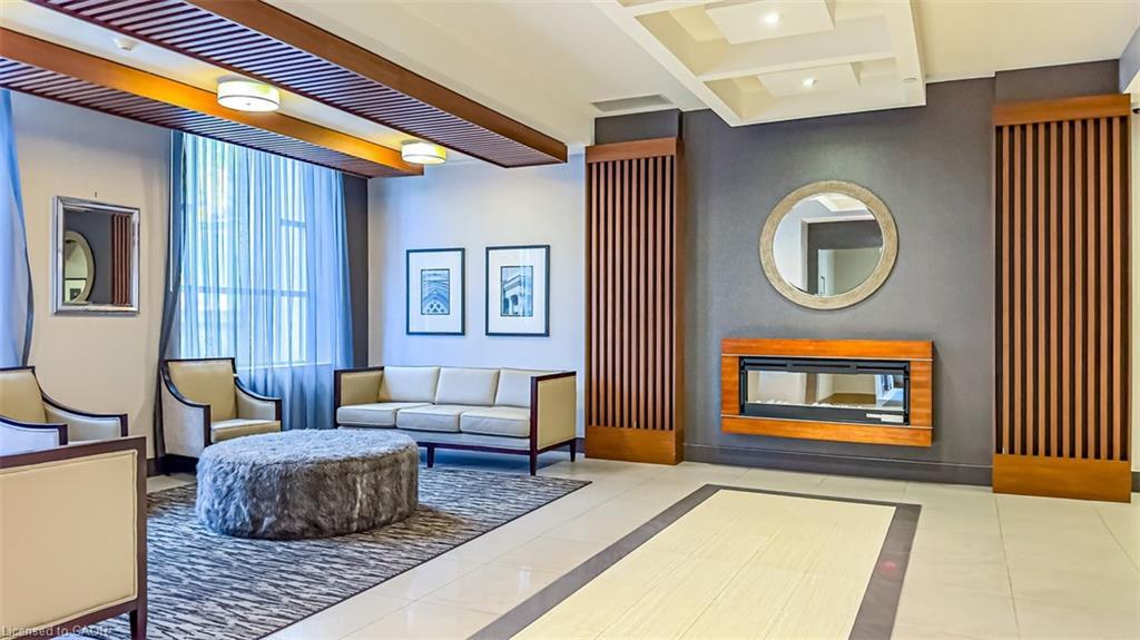 801-150 Main Street W, Hamilton, ON - Indoor With Fireplace