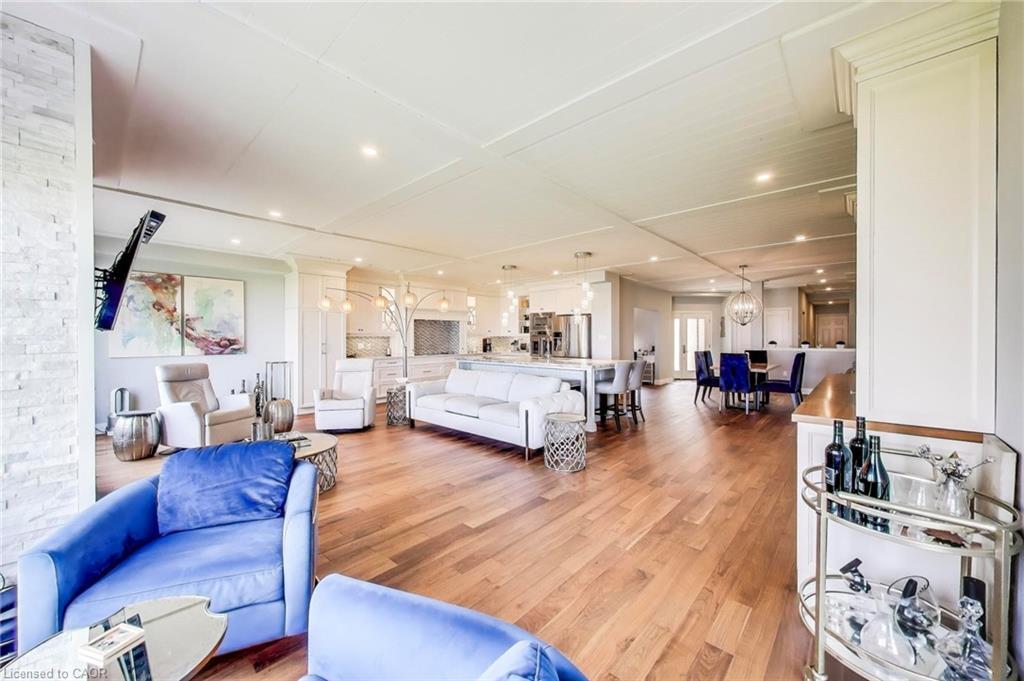 9-484 Millen Road, Stoney Creek, ON - Indoor