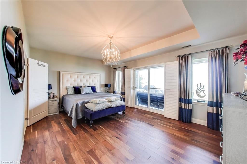 9-484 Millen Road, Stoney Creek, ON - Indoor Photo Showing Bedroom