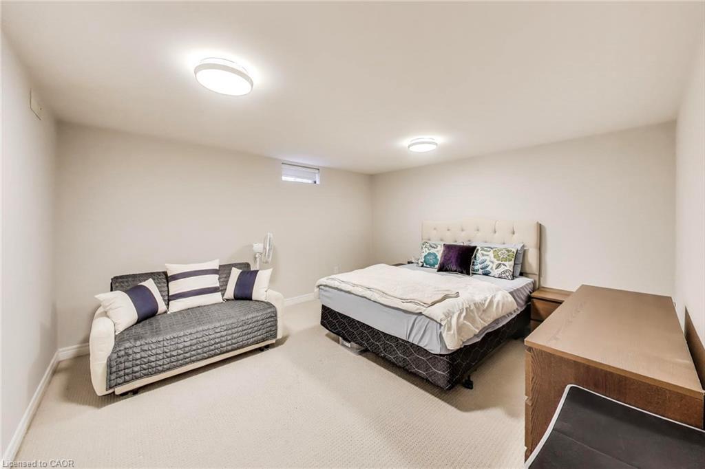 9-484 Millen Road, Stoney Creek, ON - Indoor Photo Showing Bedroom