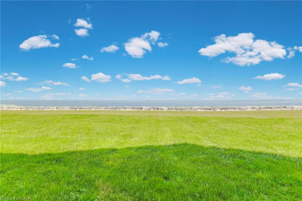 9-484 Millen Road, Stoney Creek, ON - Outdoor With View