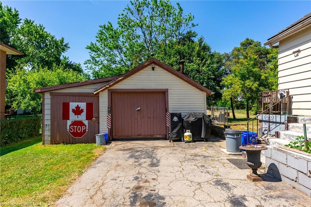 1412 Old York Road, Burlington, ON - Outdoor With Exterior