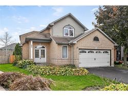 27 Surrey Drive Ancaster, ON L9K 1L9