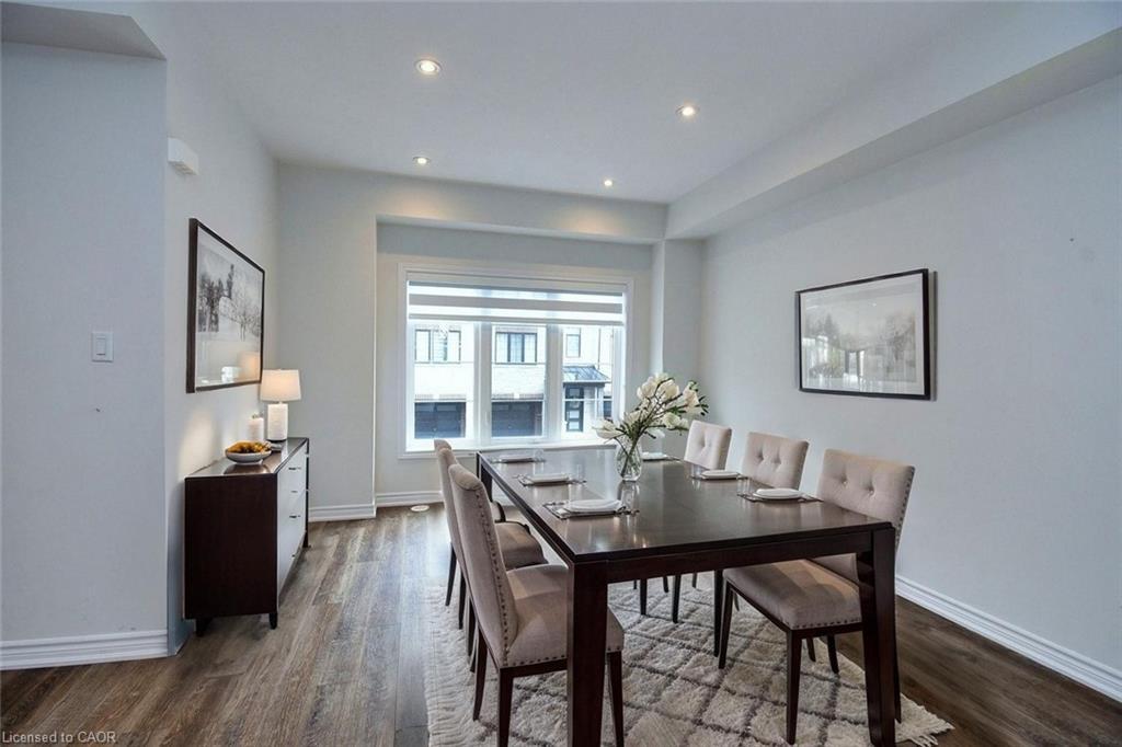 4-187 Wilson Street W, Ancaster, ON - Indoor Photo Showing Dining Room