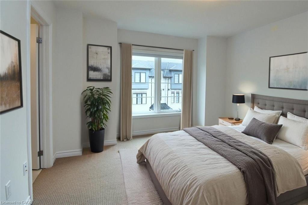 4-187 Wilson Street W, Ancaster, ON - Indoor Photo Showing Bedroom