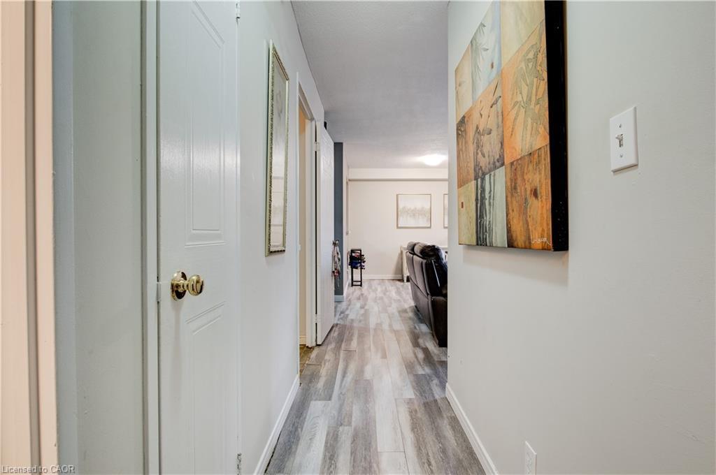 104-18 Holborn Court, Kitchener, ON - Indoor Photo Showing Other Room