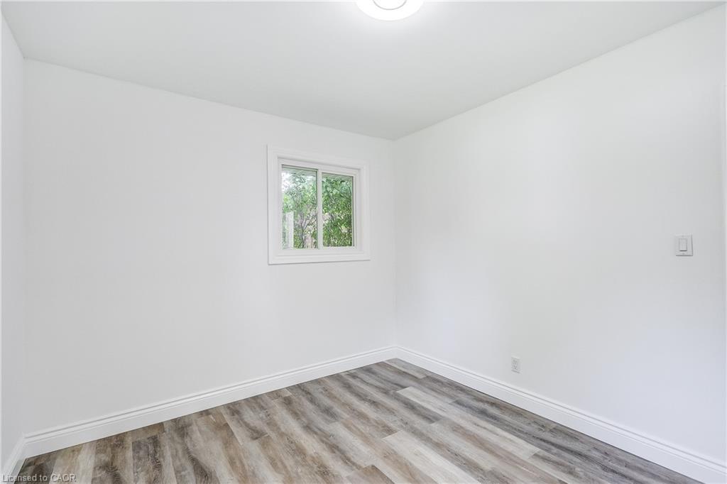 8 Glengarry Road, St. Catharines, ON - Indoor Photo Showing Other Room
