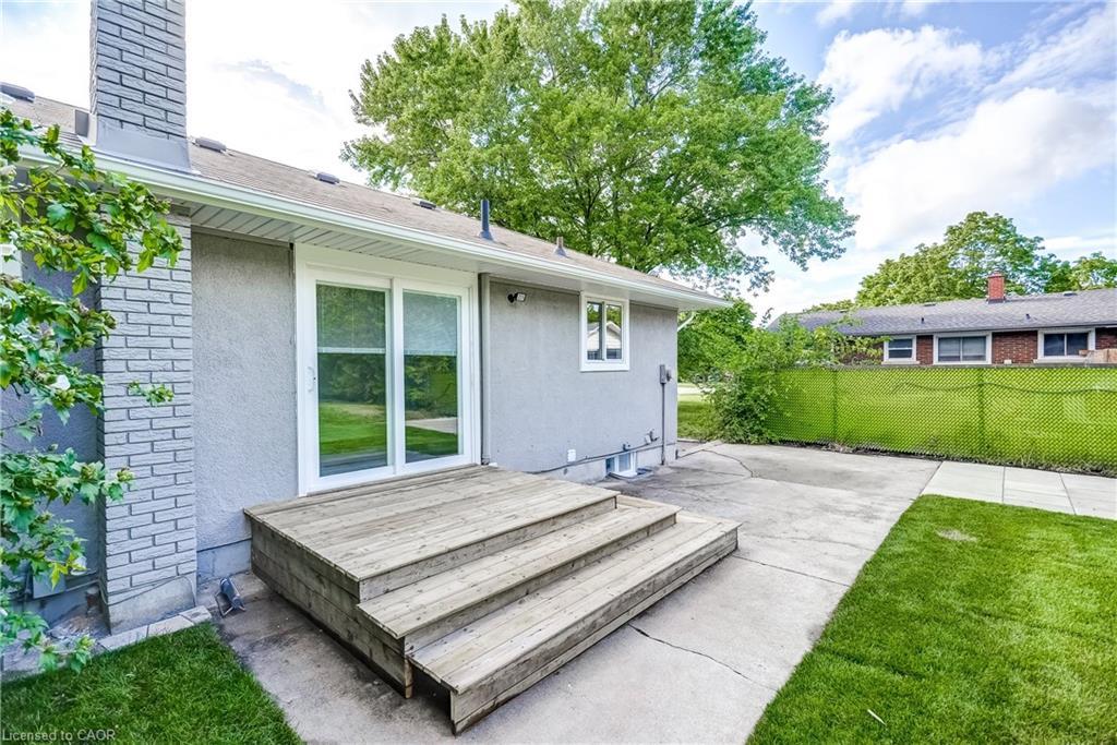 8 Glengarry Road, St. Catharines, ON - Outdoor