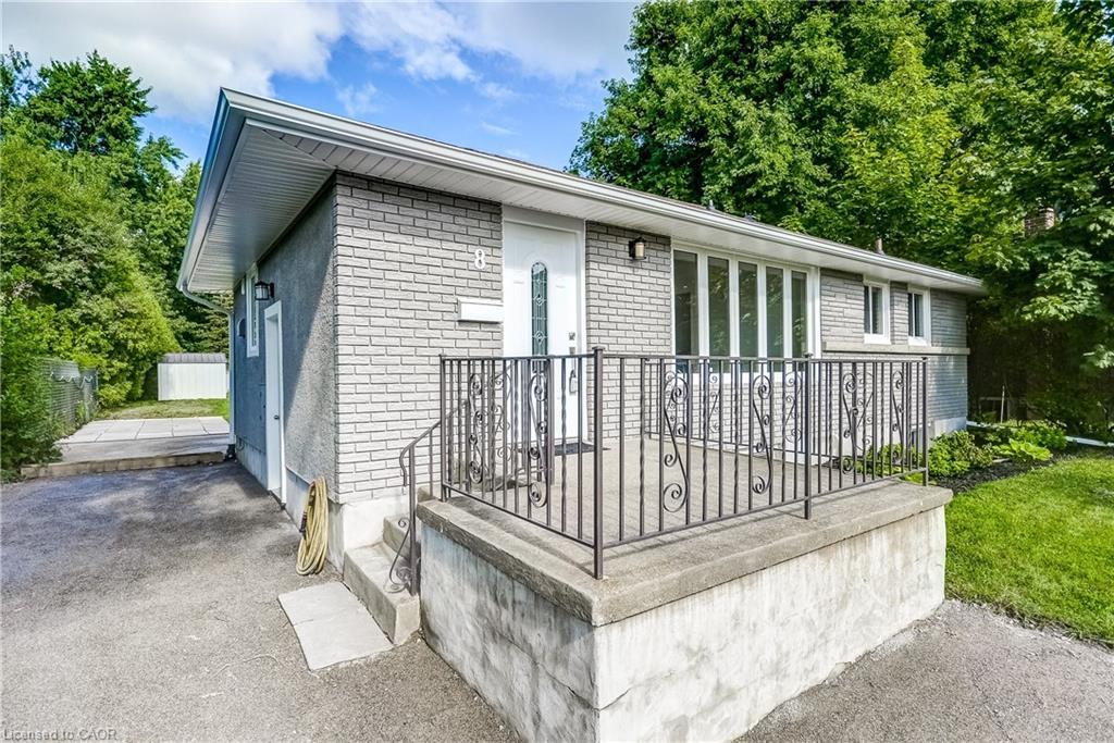8 Glengarry Road, St. Catharines, ON - Outdoor With Deck Patio Veranda With Exterior