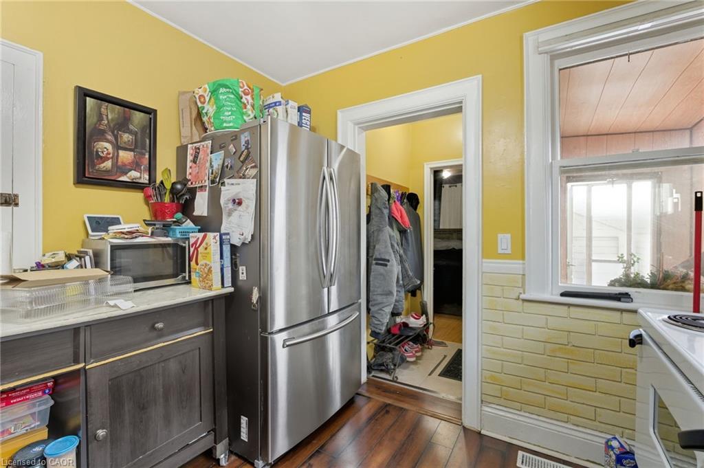 246 Cope Street, Hamilton, ON - Indoor