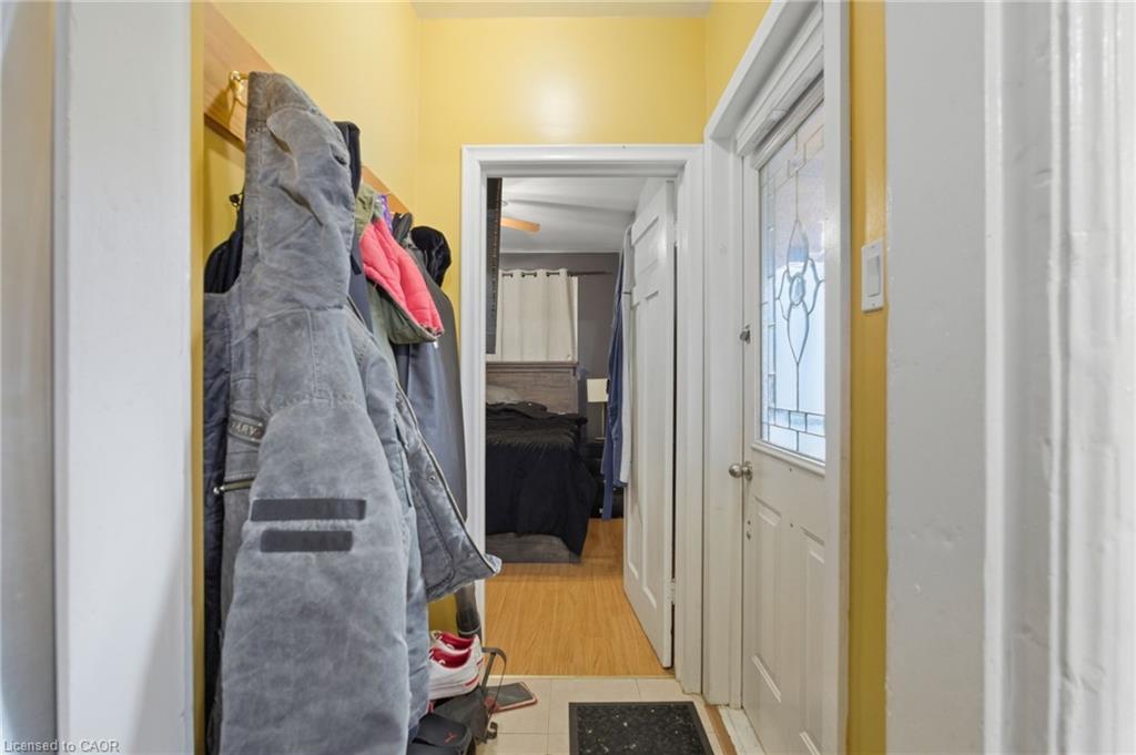 246 Cope Street, Hamilton, ON - Indoor