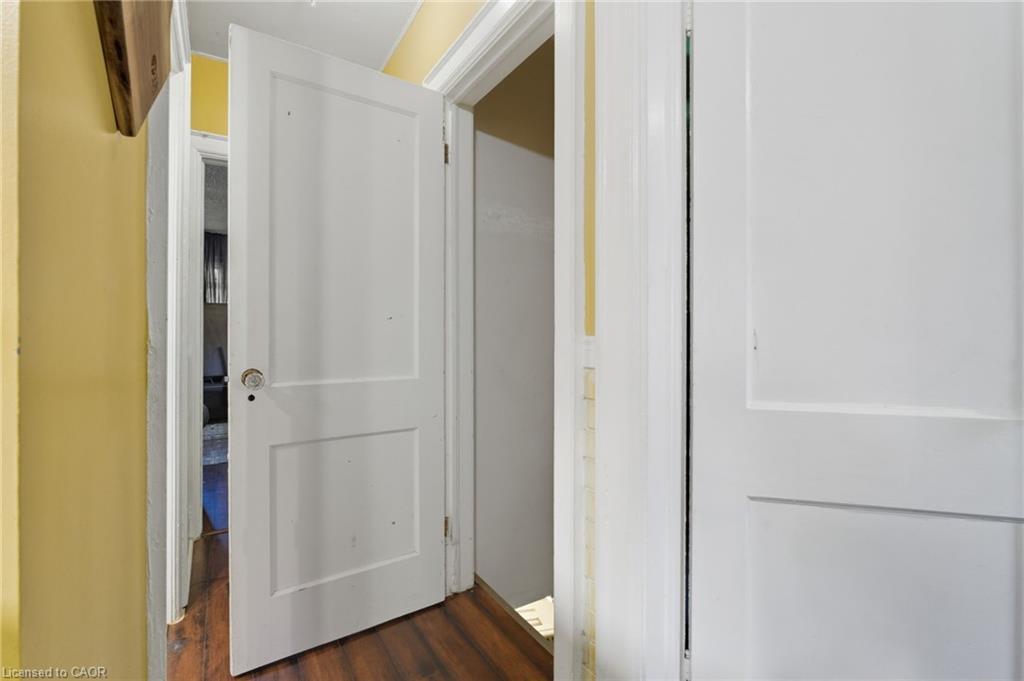 246 Cope Street, Hamilton, ON - Indoor Photo Showing Other Room