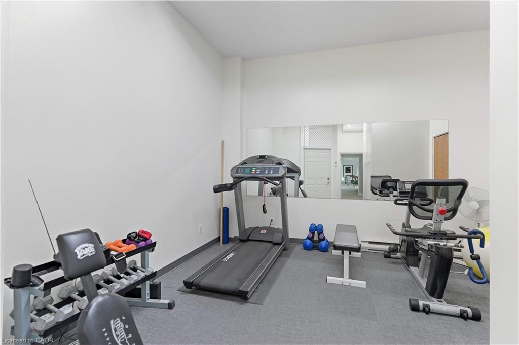 702-20 Berkley Road, Cambridge, ON - Indoor Photo Showing Gym Room