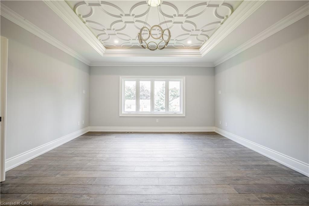 31 Bayside Court, Burlington, ON - Indoor Photo Showing Other Room