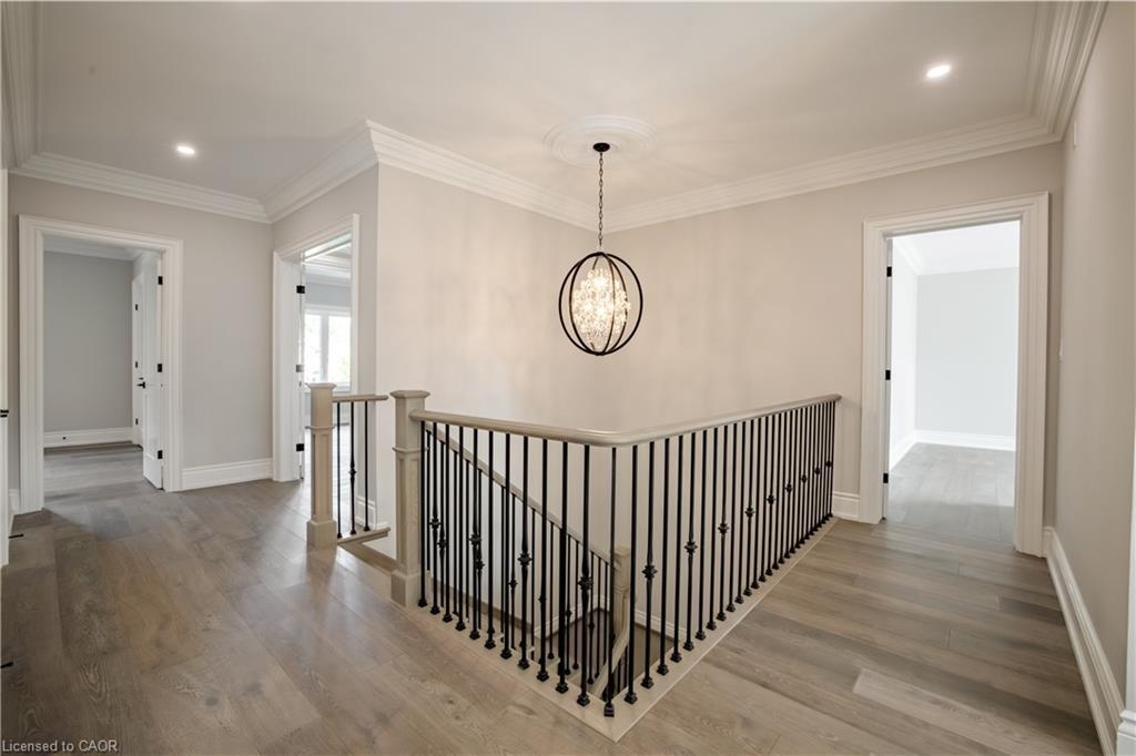 31 Bayside Court, Burlington, ON - Indoor Photo Showing Other Room