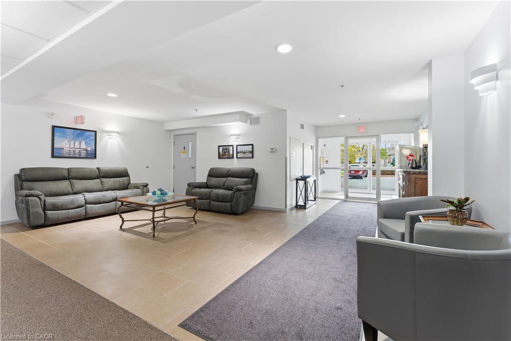 1402-330 Prince Charles Drive S, Welland, ON - Indoor