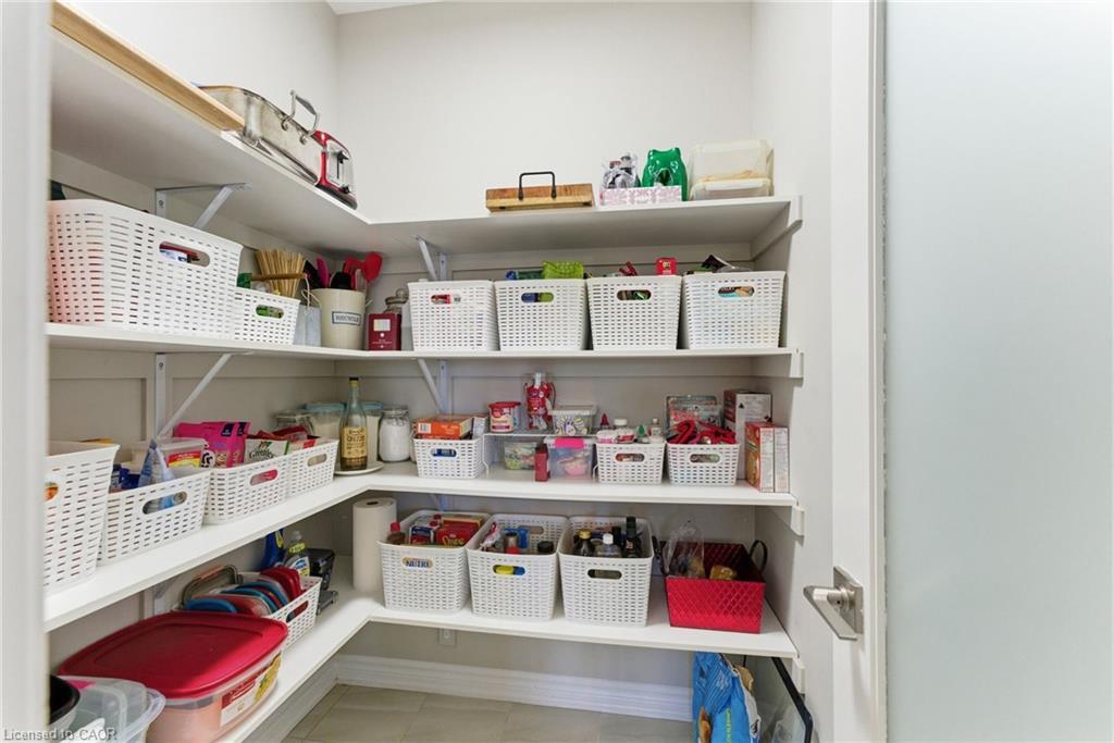 383 Erie Avenue, Brantford, ON - Indoor With Storage