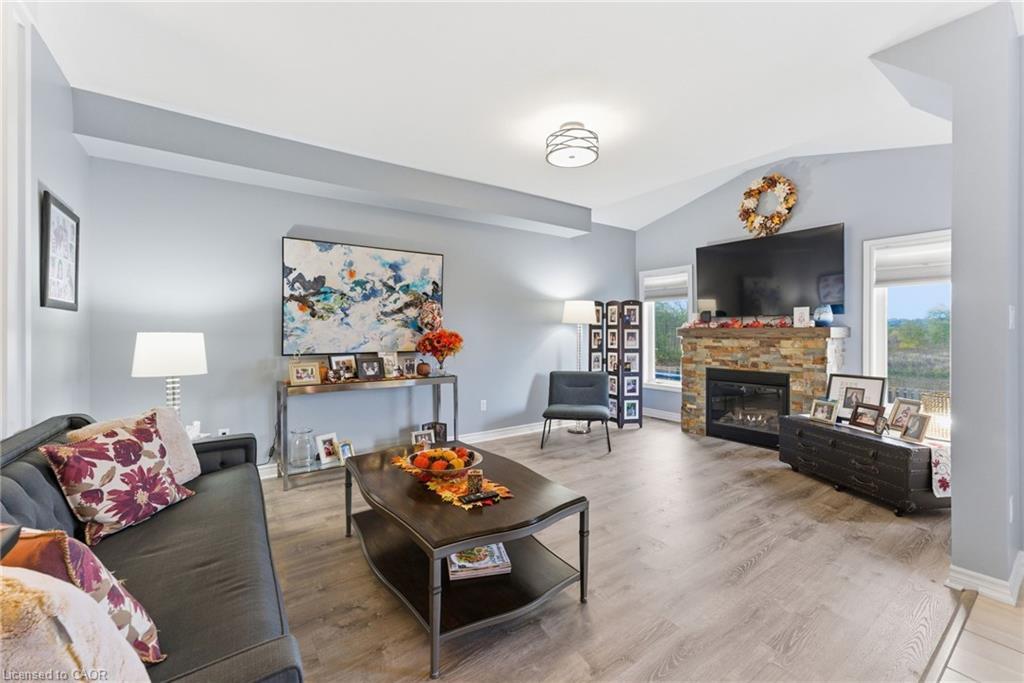 383 Erie Avenue, Brantford, ON - Indoor Photo Showing Living Room With Fireplace