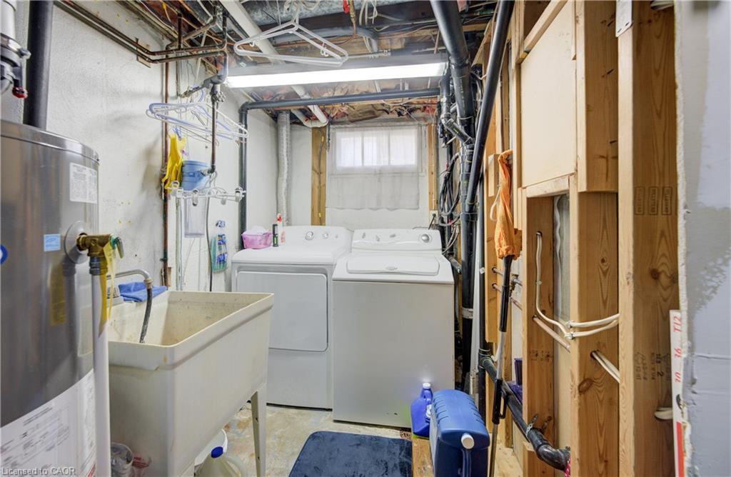 174 Union Street E, Waterloo, ON - Indoor Photo Showing Laundry Room