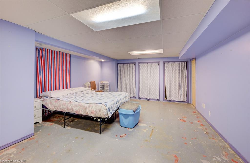 174 Union Street E, Waterloo, ON - Indoor Photo Showing Bedroom