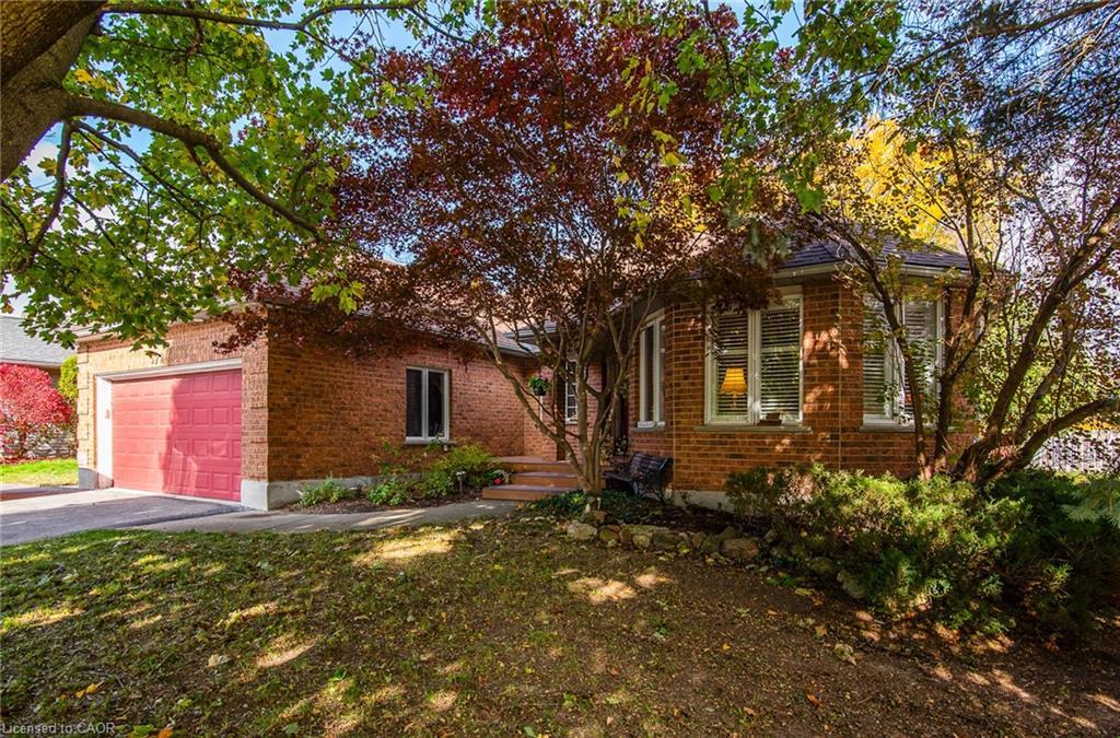 372 Gatestone Boulevard, Waterloo, ON - Outdoor