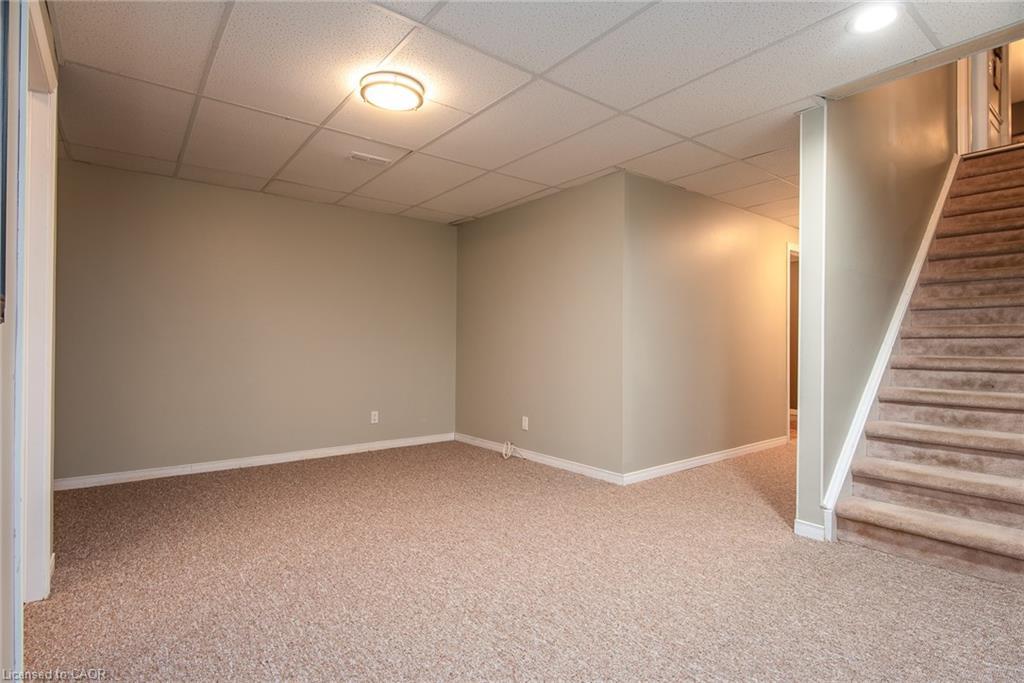 372 Gatestone Boulevard, Waterloo, ON - Indoor Photo Showing Other Room