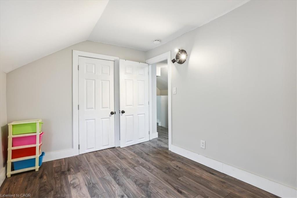 19 Seneca Street, St. Catharines, ON - Indoor Photo Showing Other Room