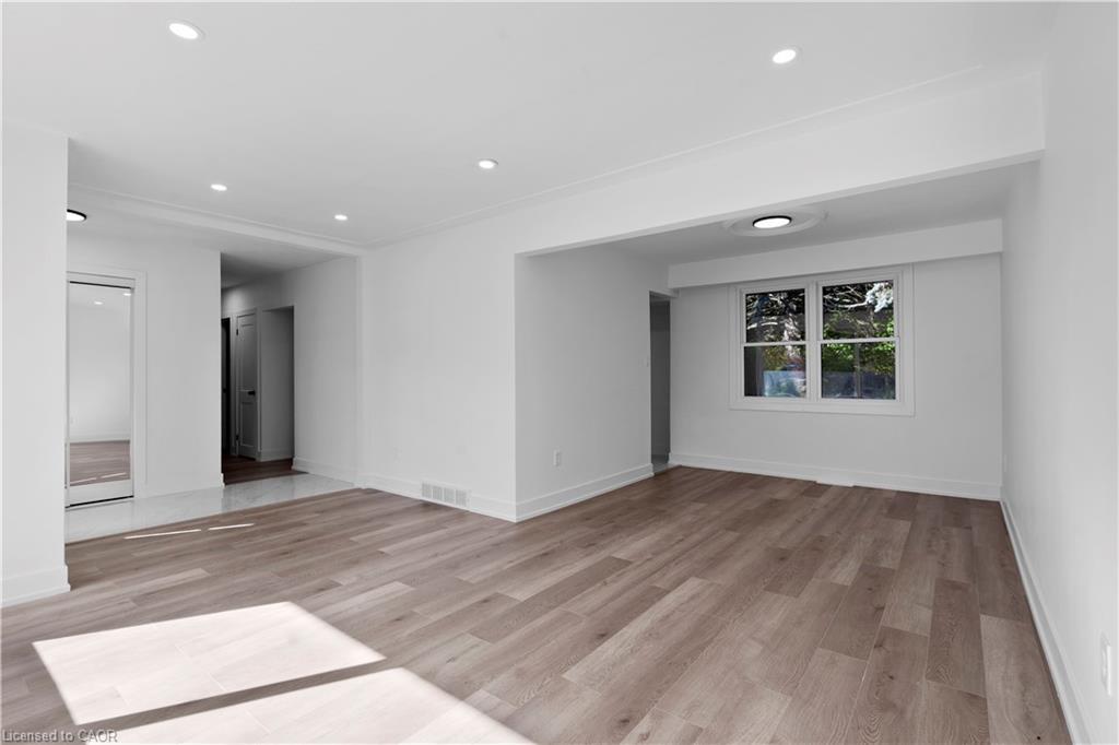 17 Old Coach Road, St. Catharines, ON - Indoor