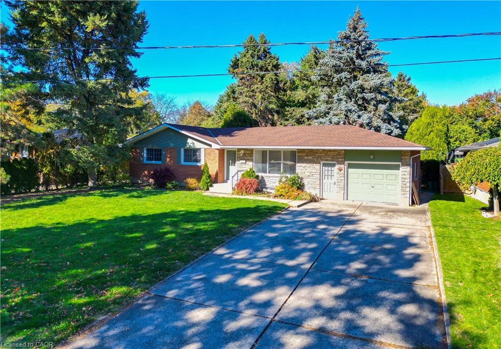 17 Old Coach Road, St. Catharines, ON - Outdoor With Facade
