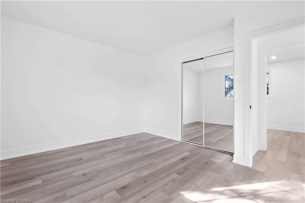 17 Old Coach Road, St. Catharines, ON - Indoor Photo Showing Other Room