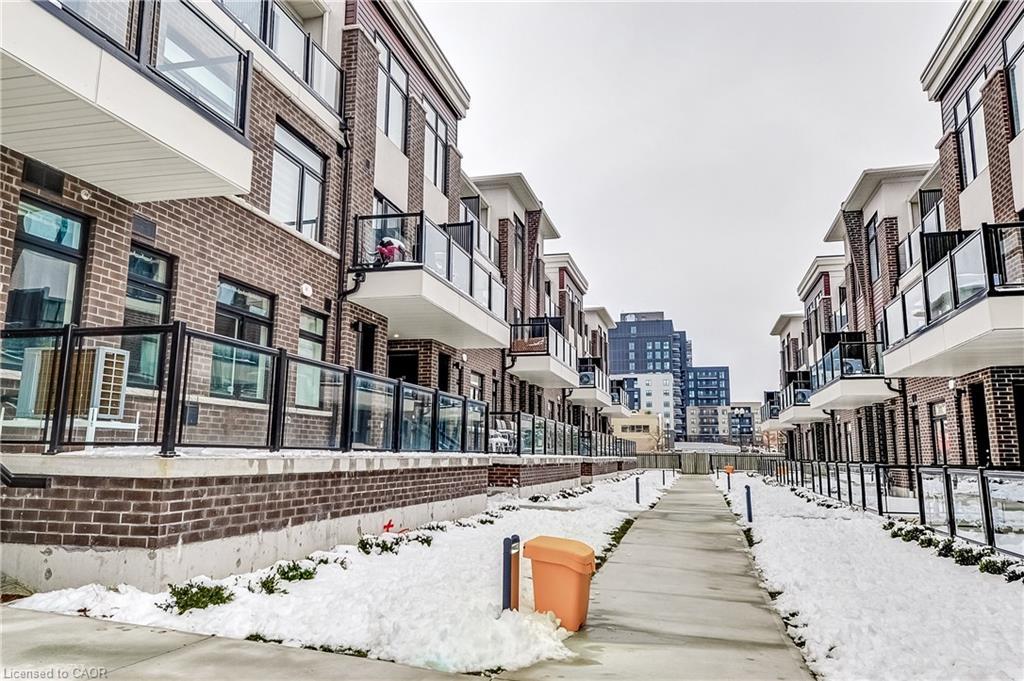 202-755 Omega Drive, Pickering, ON - Outdoor