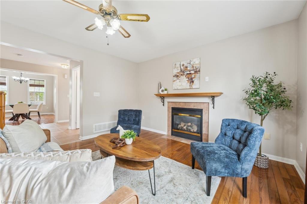 1617 Gowling Terrace, Milton, ON - Indoor Photo Showing Living Room With Fireplace