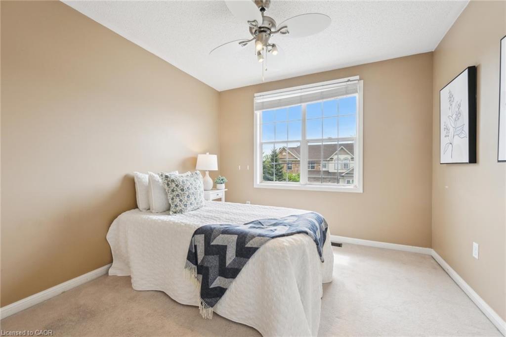 1617 Gowling Terrace, Milton, ON - Indoor Photo Showing Bedroom