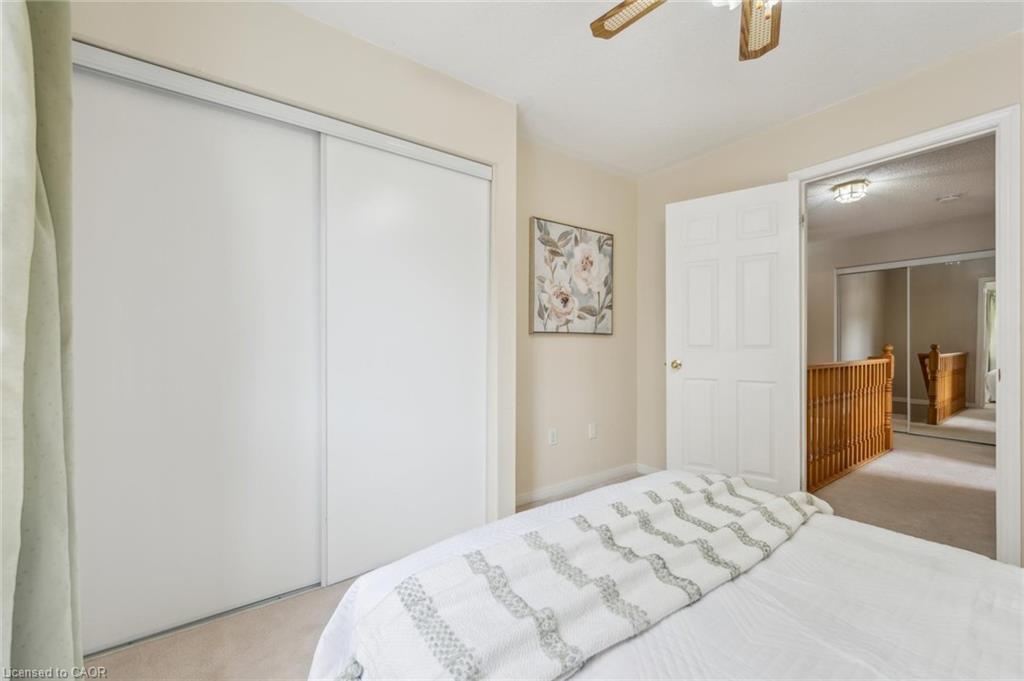 1617 Gowling Terrace, Milton, ON - Indoor Photo Showing Bedroom