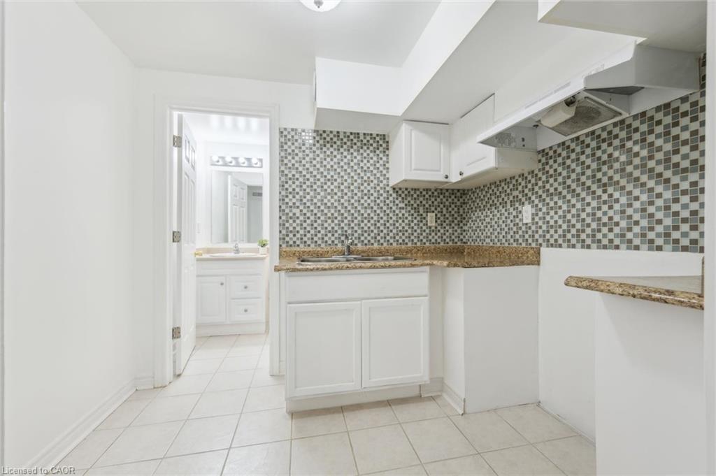 1617 Gowling Terrace, Milton, ON - Indoor