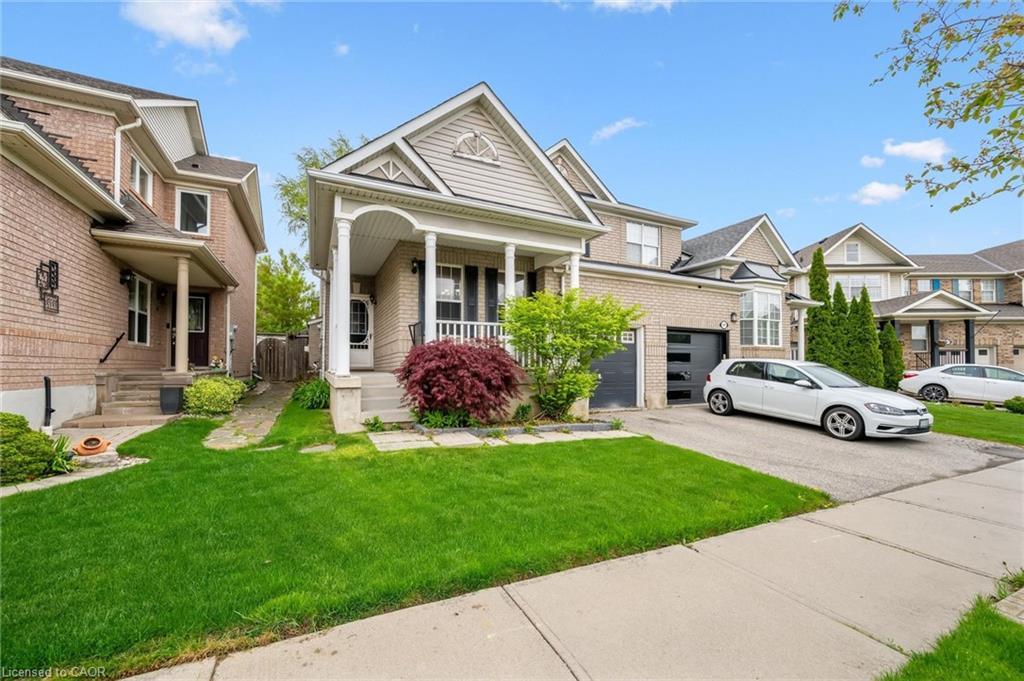 1617 Gowling Terrace, Milton, ON - Outdoor With Facade