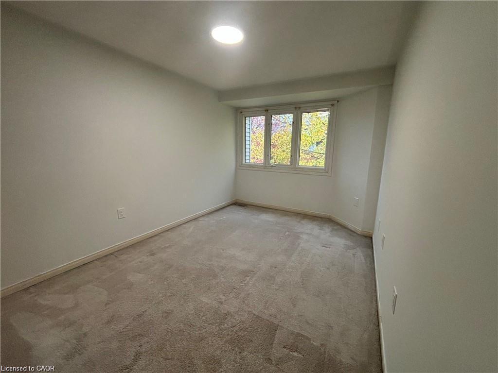 46-72 Stone Church Road W, Hamilton, ON - Indoor Photo Showing Other Room