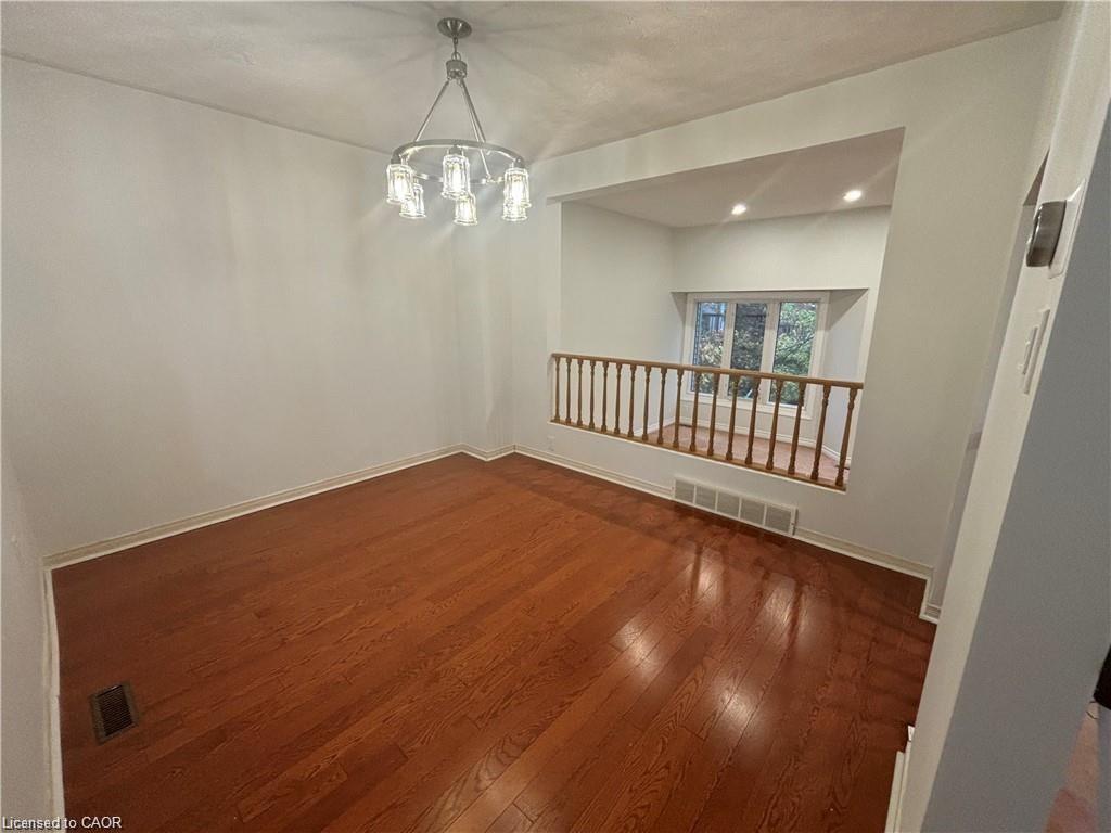 46-72 Stone Church Road W, Hamilton, ON - Indoor Photo Showing Other Room