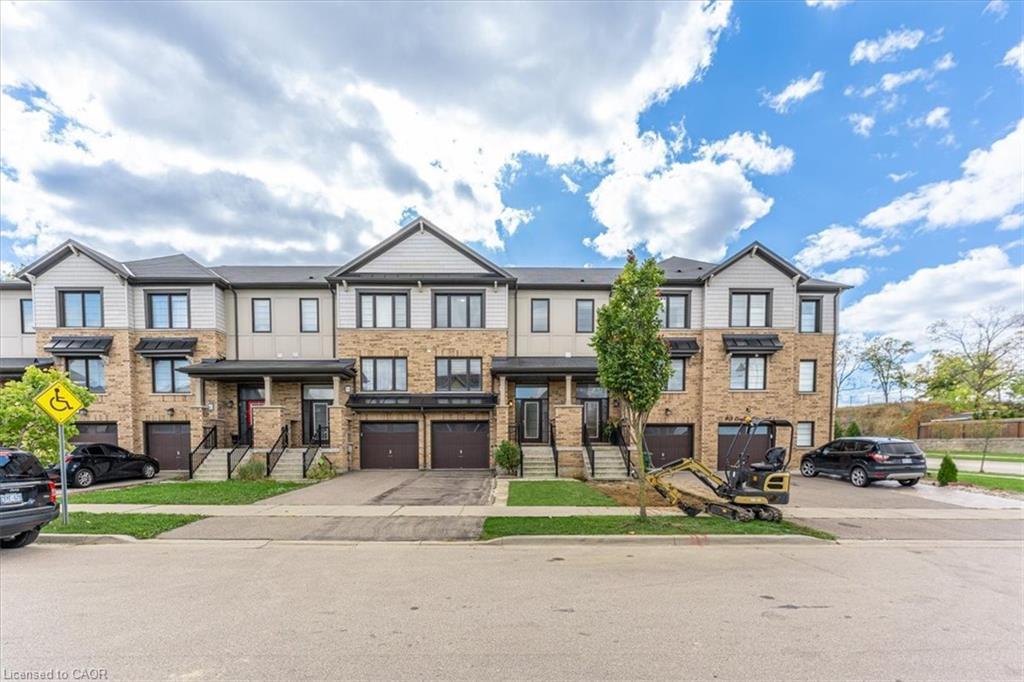 94 Crafter Crescent, Stoney Creek, ON - Outdoor With Facade