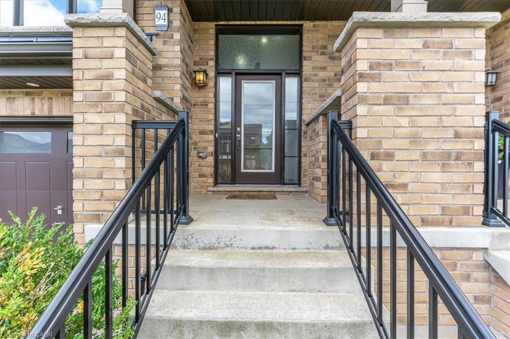 94 Crafter Crescent, Stoney Creek, ON - Outdoor With Exterior