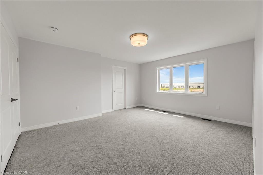 76 Hitchman Street, Paris, ON - Indoor Photo Showing Other Room