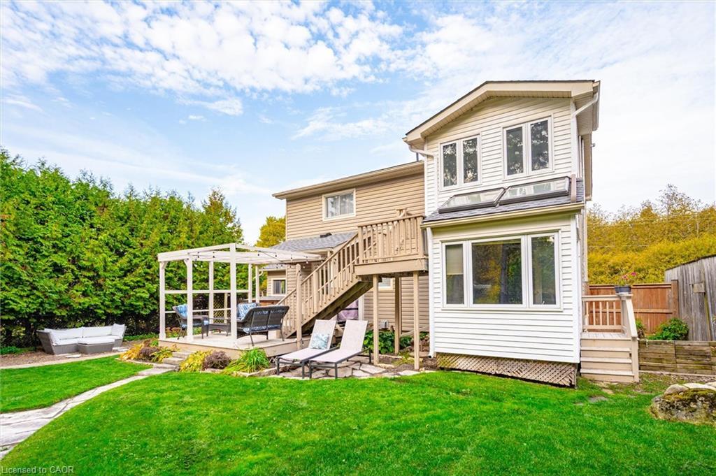 6548 Beatty Line N, Fergus, ON - Outdoor With Deck Patio Veranda