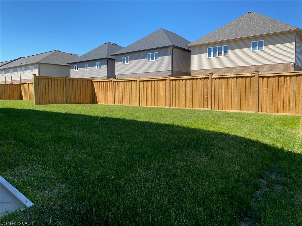 146 Rockledge Drive, Hannon, ON - Outdoor